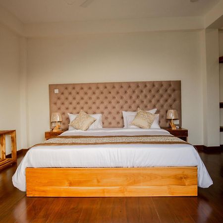 Manthra Leisure Otel Kandy Dış mekan fotoğraf