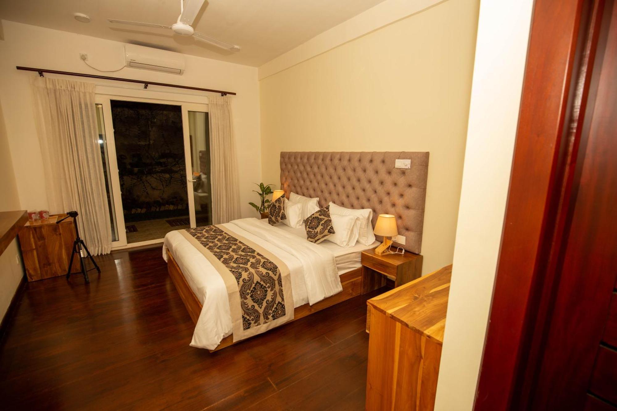 Manthra Leisure Otel Kandy Dış mekan fotoğraf