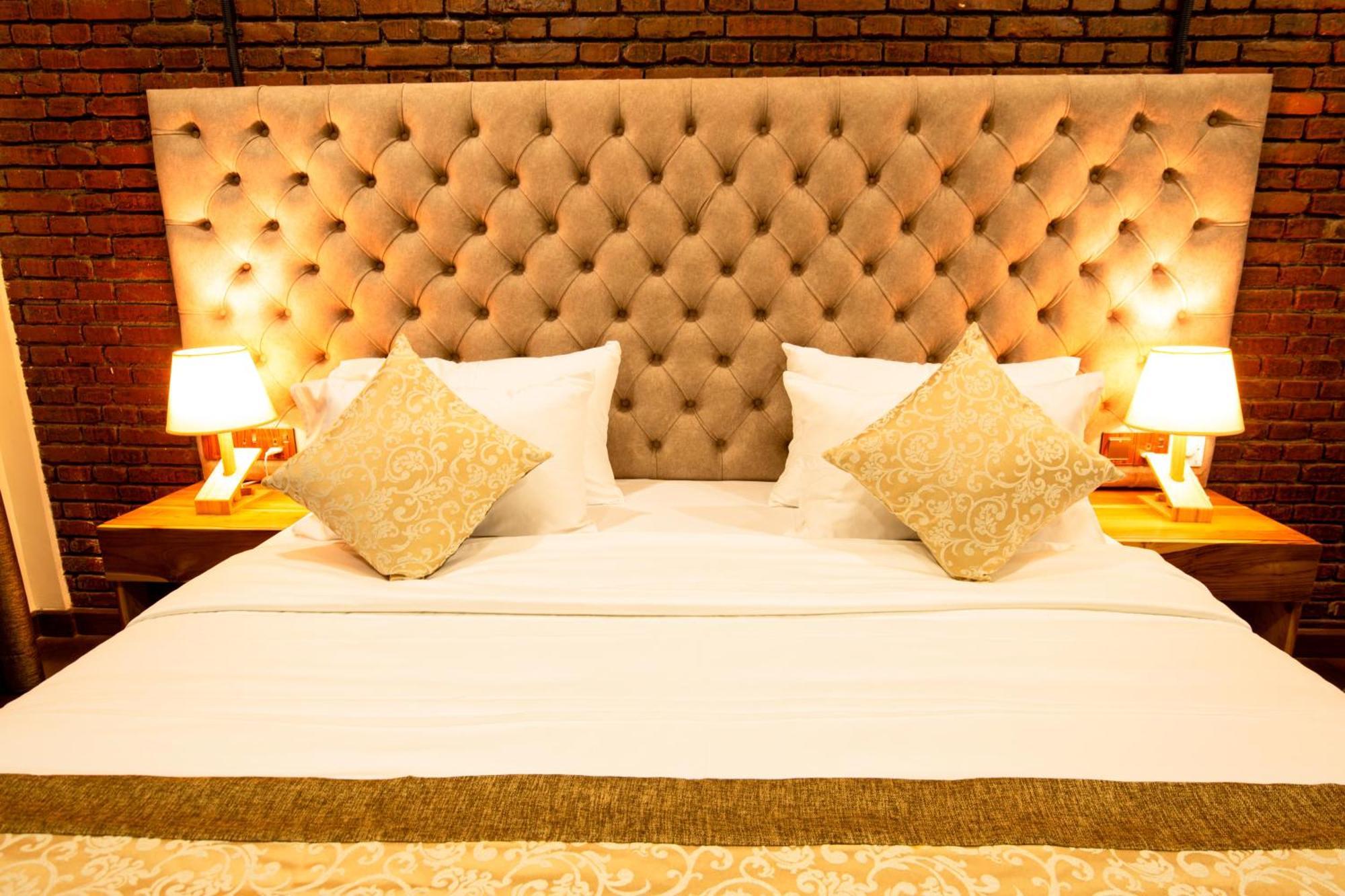 Manthra Leisure Otel Kandy Dış mekan fotoğraf