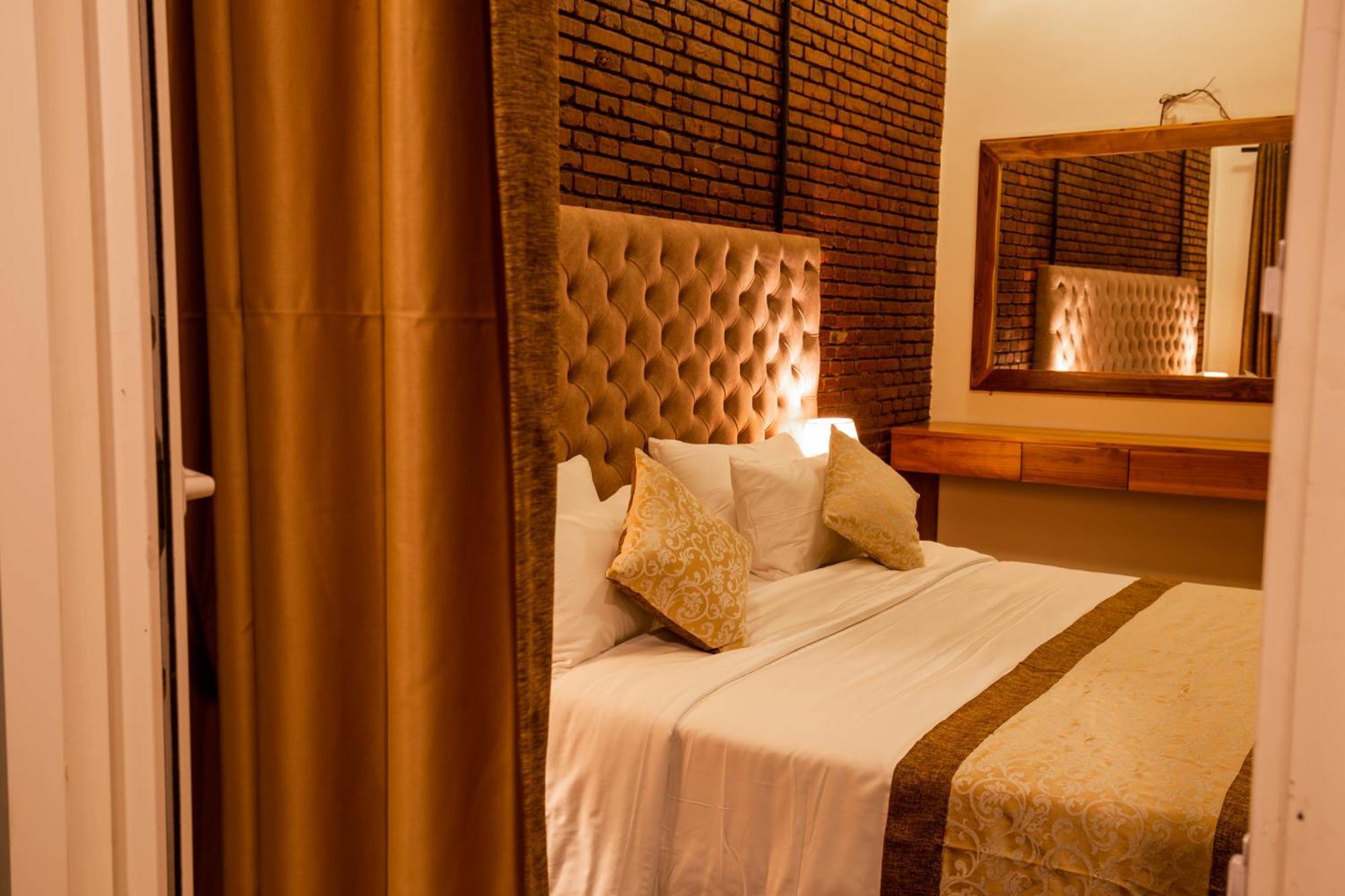 Manthra Leisure Otel Kandy Dış mekan fotoğraf