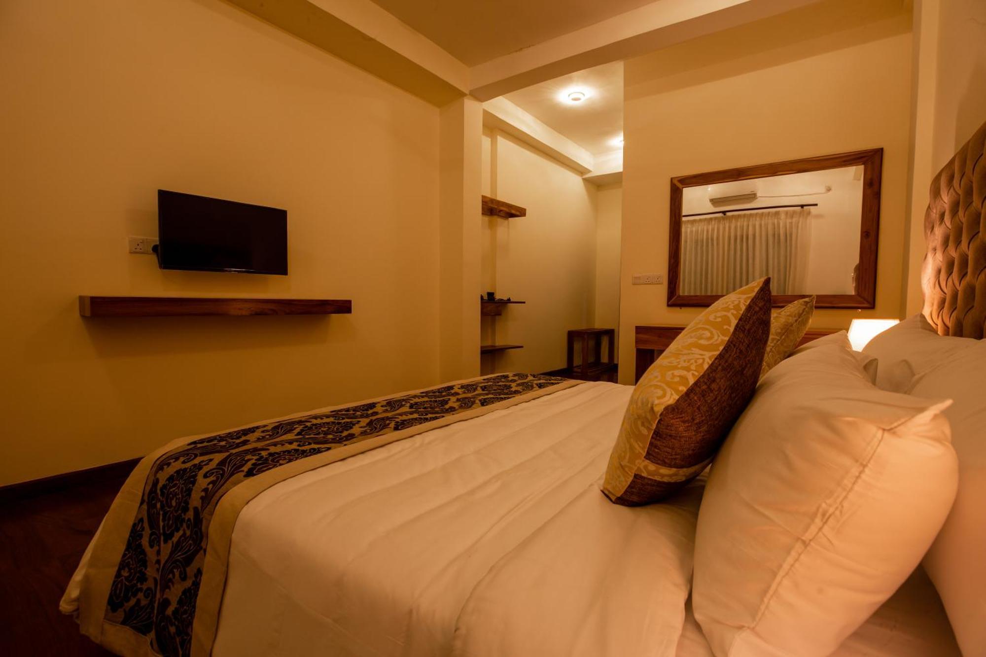 Manthra Leisure Otel Kandy Dış mekan fotoğraf